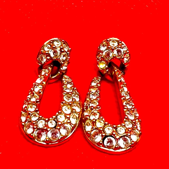 Swarovski Crystal Dangling Post Earrings Gold Plated Swan Stamp EUC - Picture 4 of 13